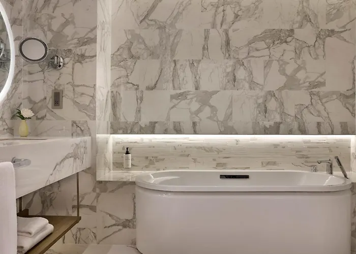 Intercontinental Residences Abu Dhabi By Ihg
